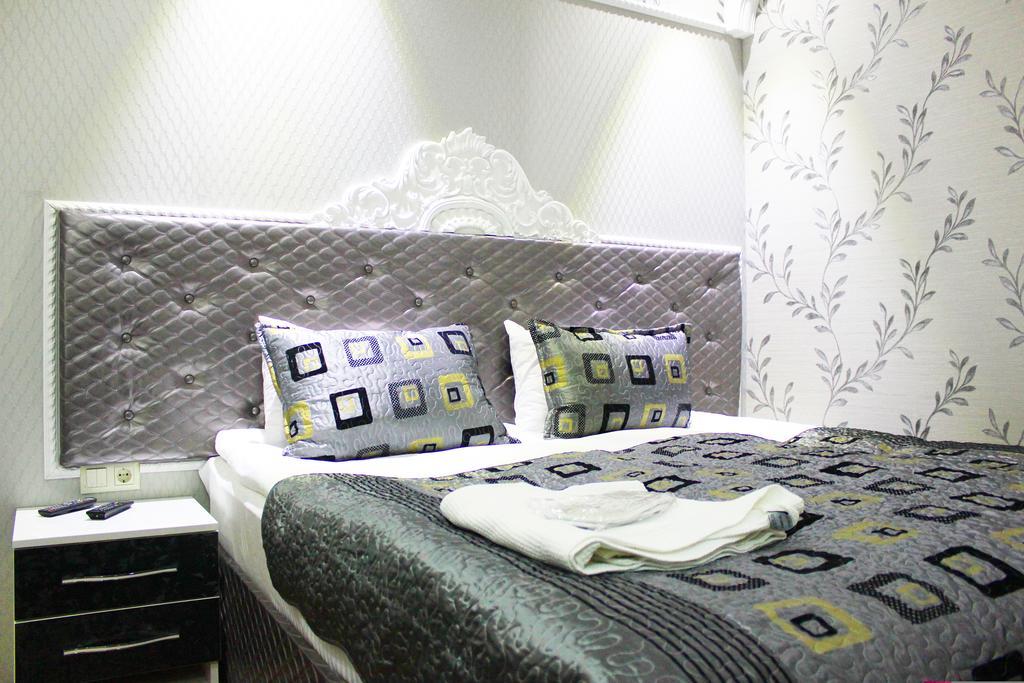 Elegant Boutique Rustaveli Hotel Tbiliszi Kültér fotó