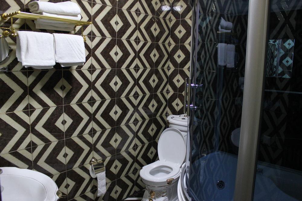Elegant Boutique Rustaveli Hotel Tbiliszi Kültér fotó
