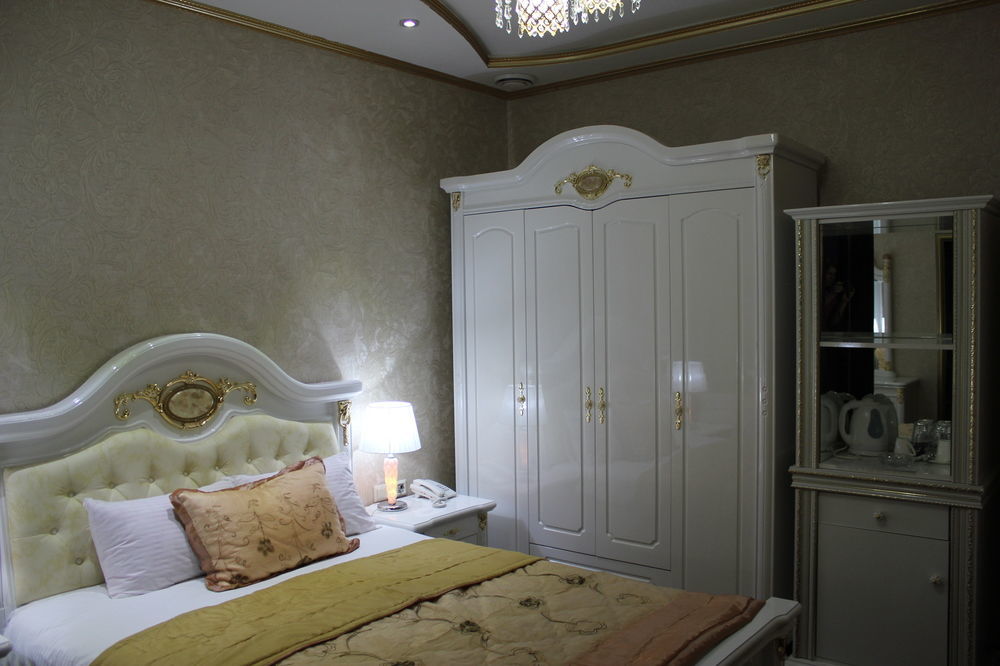 Elegant Boutique Rustaveli Hotel Tbiliszi Kültér fotó