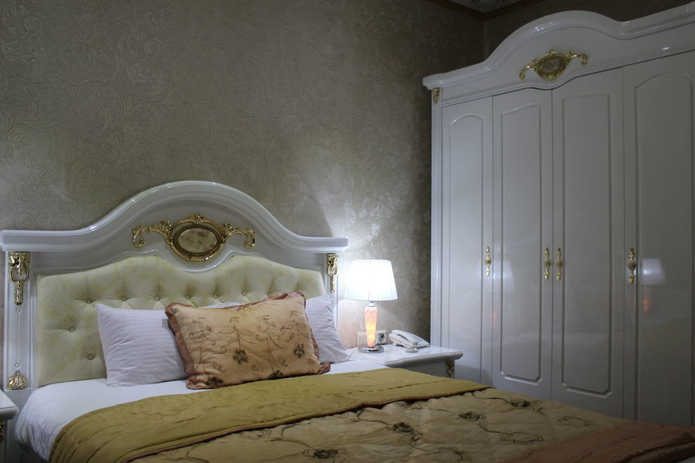 Elegant Boutique Rustaveli Hotel Tbiliszi Kültér fotó